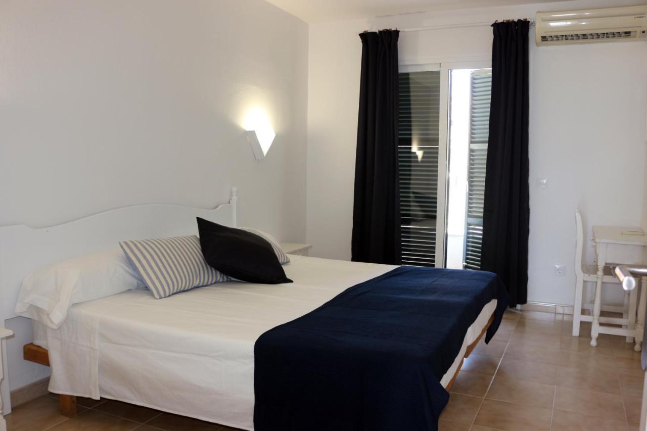 Apartamentos Saura Cala'N Blanes  Zewnętrze zdjęcie